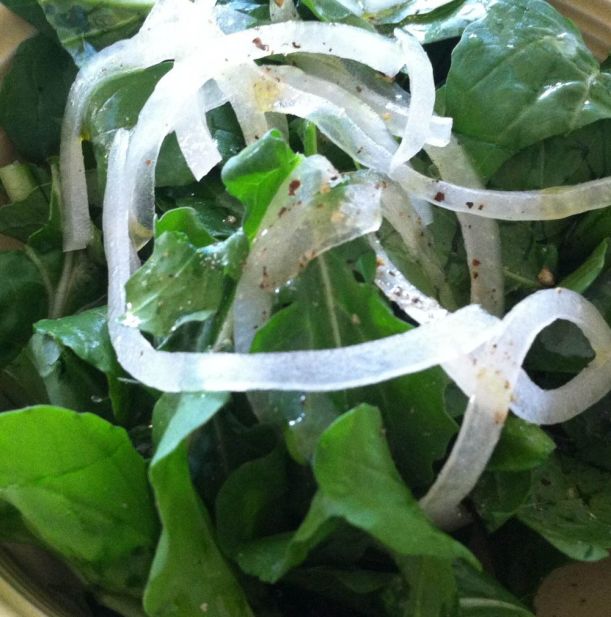 Arugula Salad with Onion and Lemon Vinaigrette